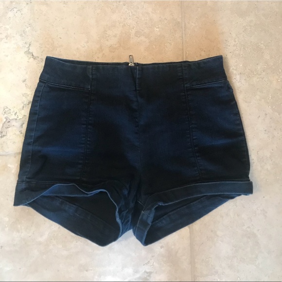 Forever 21 High Waisted Navy Shorts - Picture 1 of 2